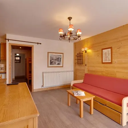 Апартаменты Vacanceole - Les Bleuets Ле дез Альп